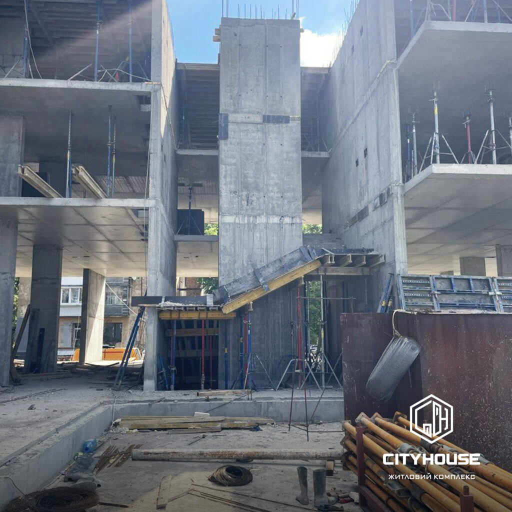 Хід будівництва житлового комплексу city house Червень