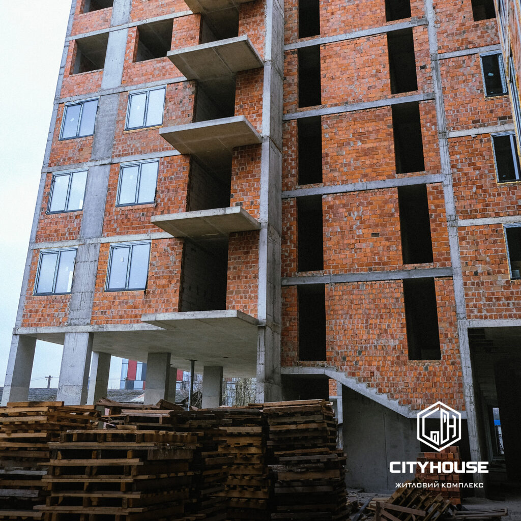будівництво ЖК city house в Квітні