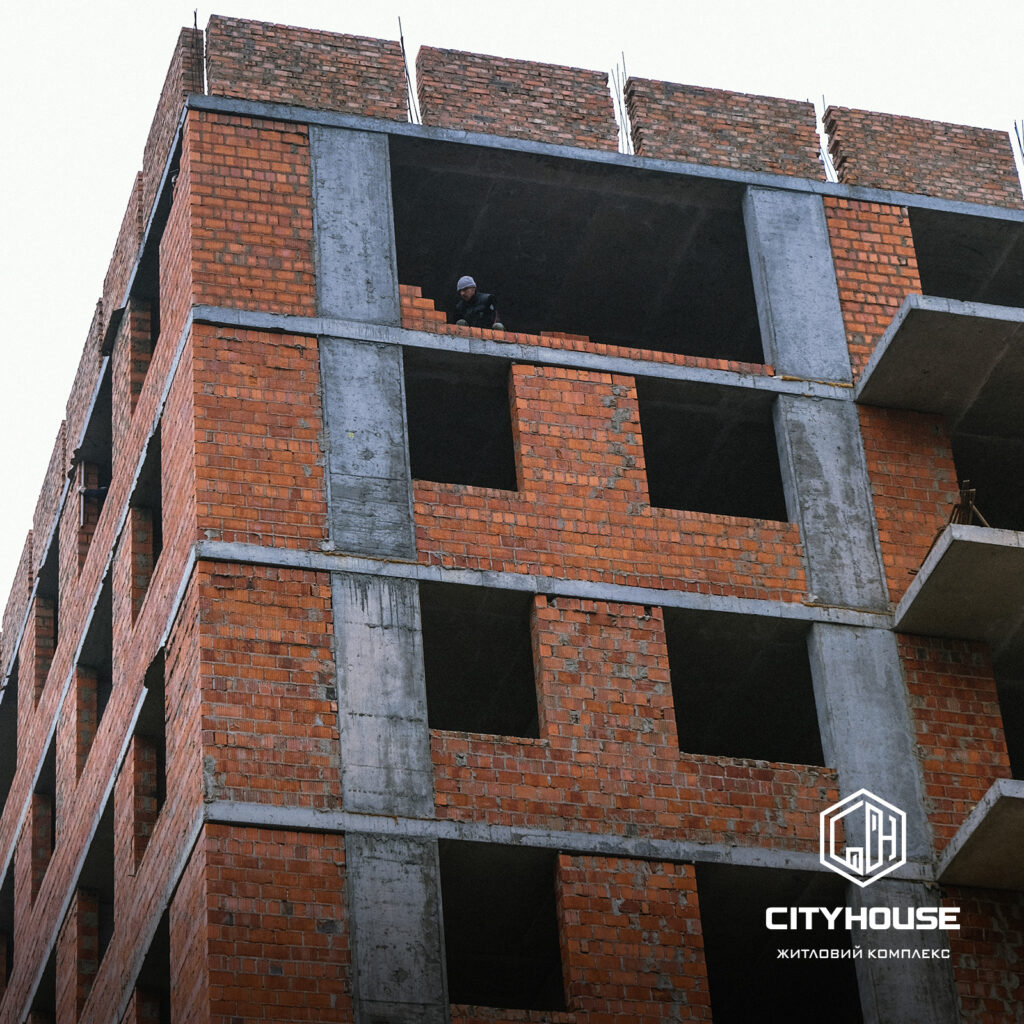 будівництва city house в Квітні